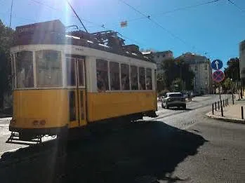 Гостевой дом R & Freud Лиссабон