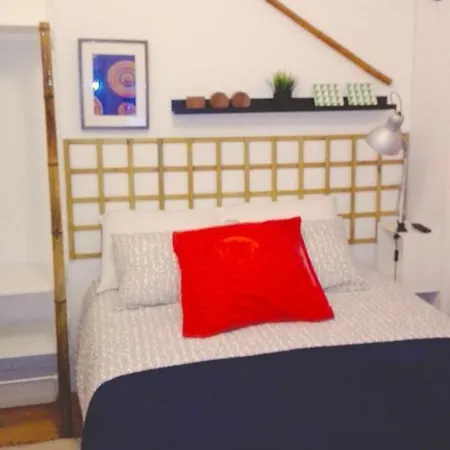 R & Freud Guest house